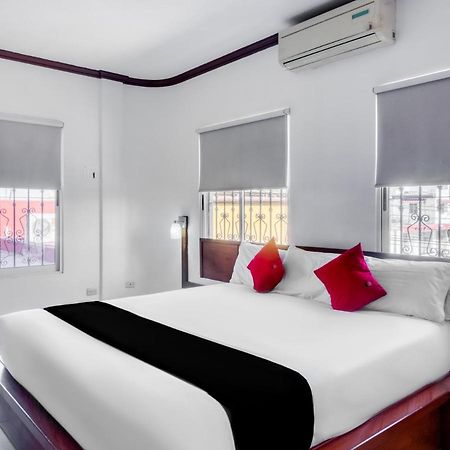 Monte Salerno Hotel & Suites Montemorelos المظهر الخارجي الصورة