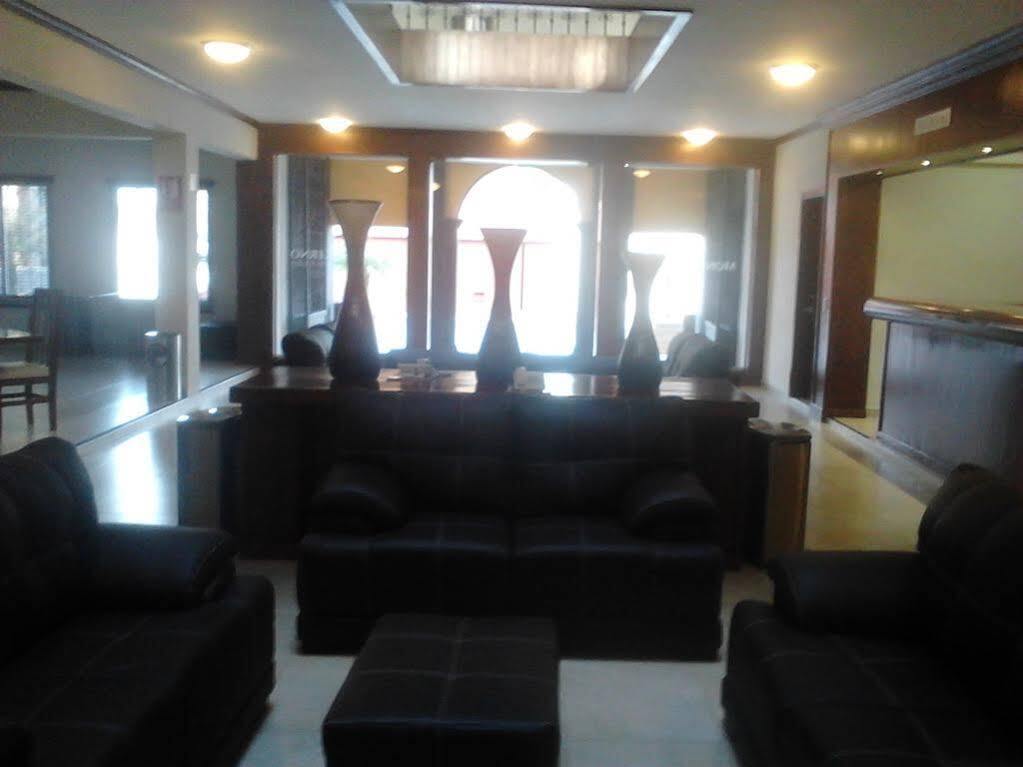 Monte Salerno Hotel & Suites Montemorelos المظهر الخارجي الصورة