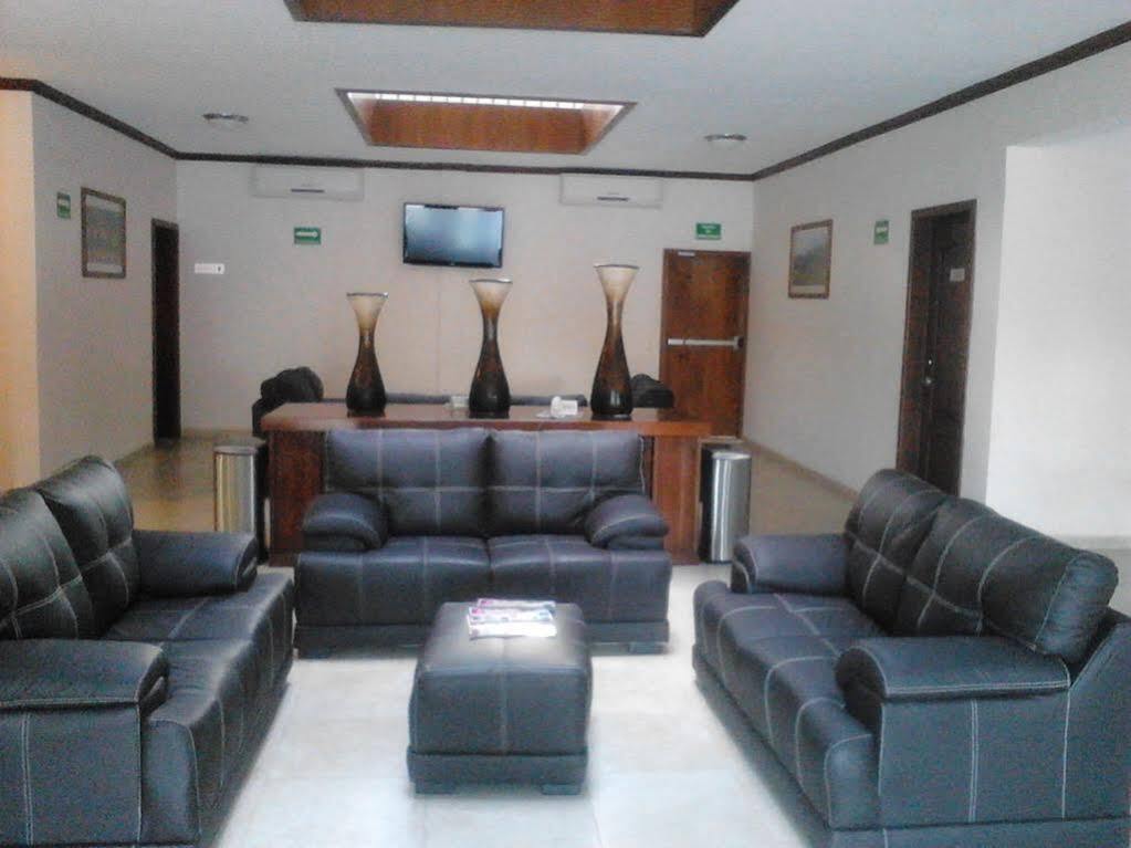 Monte Salerno Hotel & Suites Montemorelos المظهر الخارجي الصورة