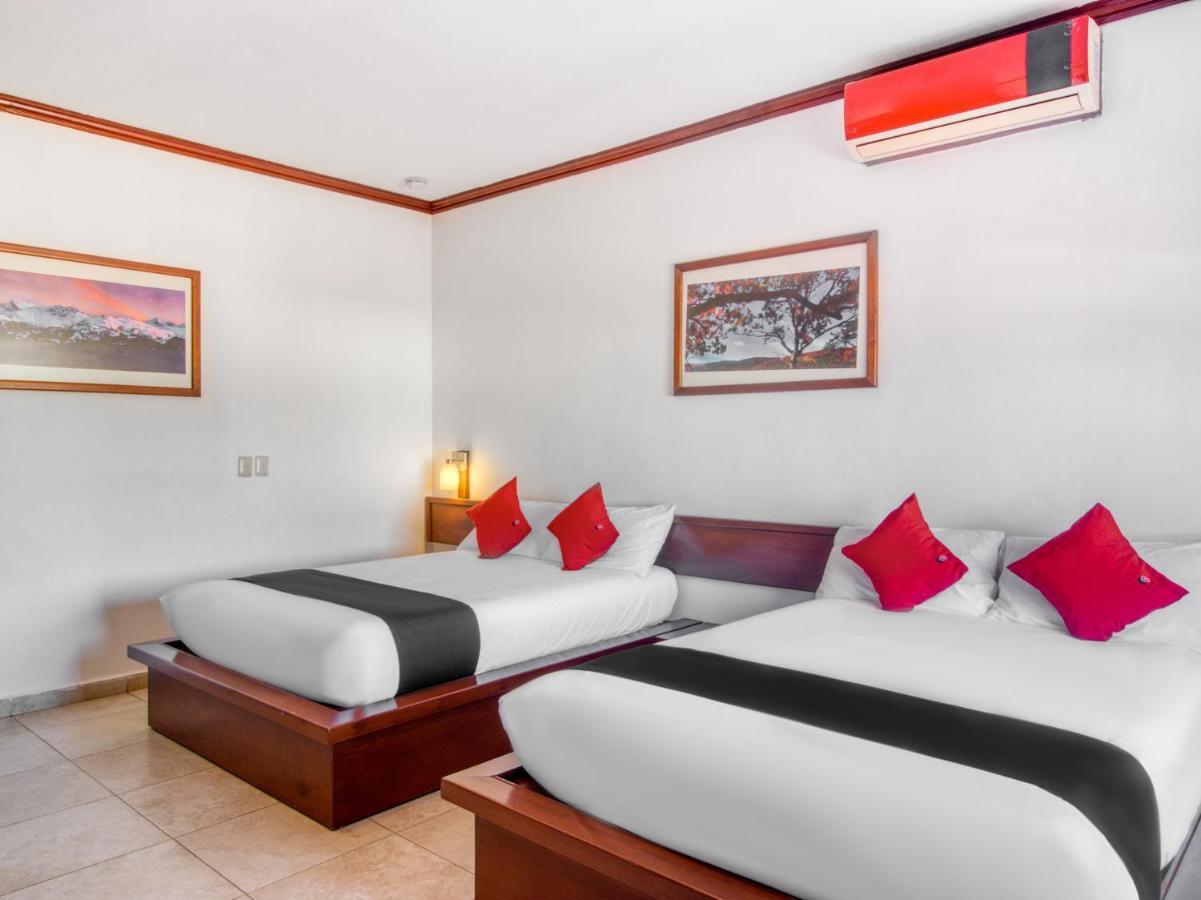 Monte Salerno Hotel & Suites Montemorelos المظهر الخارجي الصورة