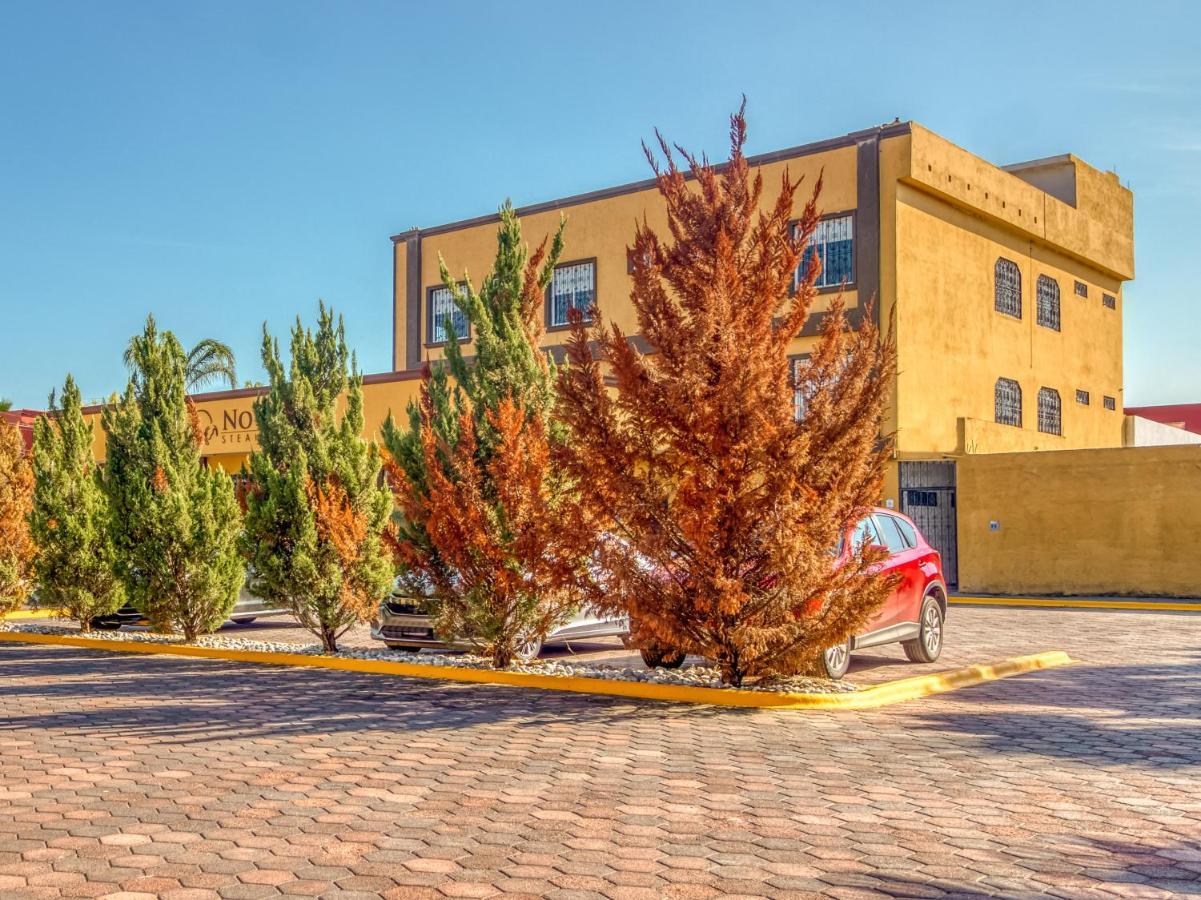 Monte Salerno Hotel & Suites Montemorelos المظهر الخارجي الصورة